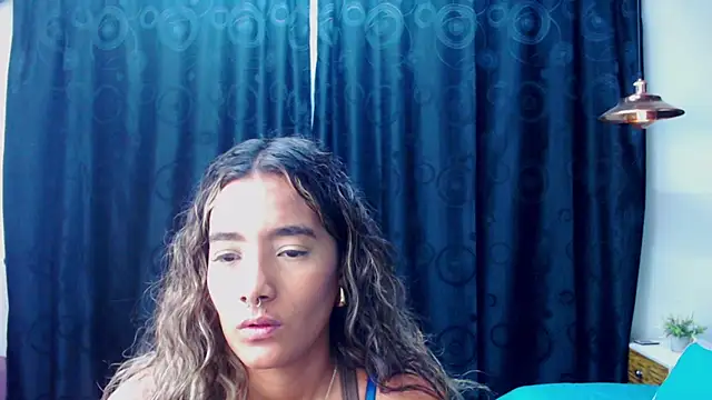 Snapshot of megan_collins96 chatting on 02.23.25 megan collins96 online show from 02.23.25