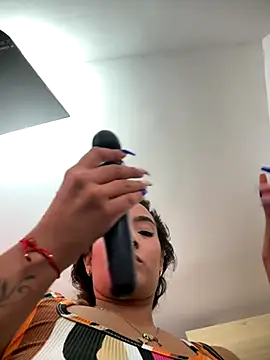 Snapshot of megan_collins96 chatting on 11.12.25 megan collins96 online show from 11.12.25