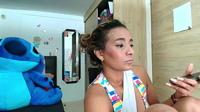 megan collins96 online show from 04.18.26