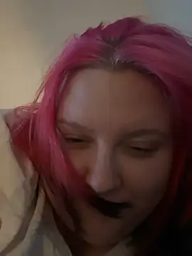 Snapshot of lissamuff chatting on 03.13.25 lissamuff online show from 03.13.25