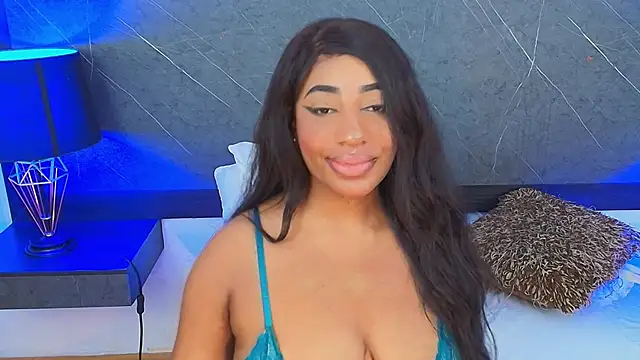 charlottebrowns  online show from 03.06.25