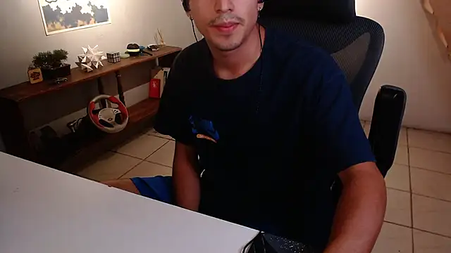 Snapshot of Thieves9 chatting on 02.01.26 Thieves9 online show from 02.01.26