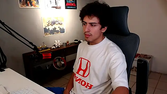 Snapshot of Thieves9 chatting on 02.28.26 Thieves9 online show from 02.28.26