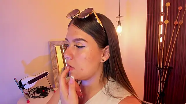 ArianaBaker online show from 04.17.26