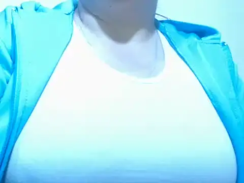 Snapshot of WhorePISSsquirt chatting on 12.10.24 WhorePISSsquirt online show from 12.10.24