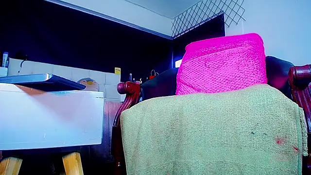 bellatrixx 69 online show from 12.20.25