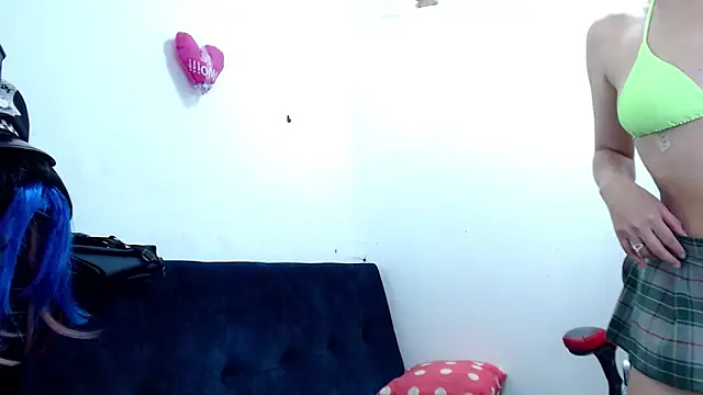 kaira sweet  online show from 02.02.25