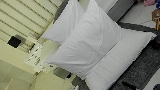 samantaramoos online show from 10.22.25