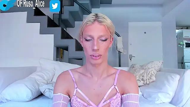 AliceSnowCatt online show from 12.17.24