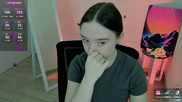 Snapshot of Florence_meow chatting on 03.13.25 Florence meow online show from 03.13.25