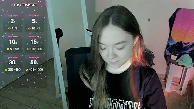 Snapshot of Florence_meow chatting on 09.17.25 Florence meow online show from 09.17.25