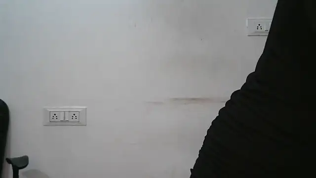 Suzie darling online show from 12.21.24