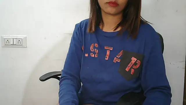 Suzie darling online show from 02.09.25