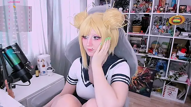 Snapshot of ohclementine chatting on 04.15.26 ohclementine online show from 04.15.26