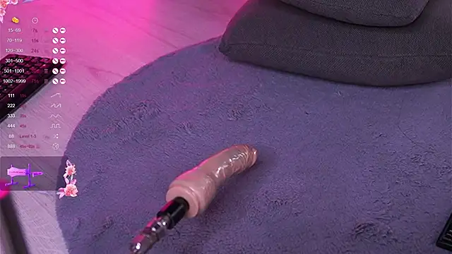 Snapshot of VanessaSimon chatting on 01.27.25 VanessaSimon online show from 01.27.25