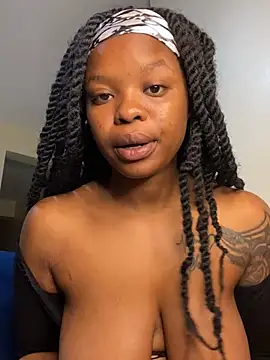 SexxyLunar online show from 03.19.25