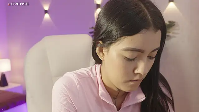 Snapshot of miagomezweb1 chatting on 11.07.25 miagomezweb1 online show from 11.07.25