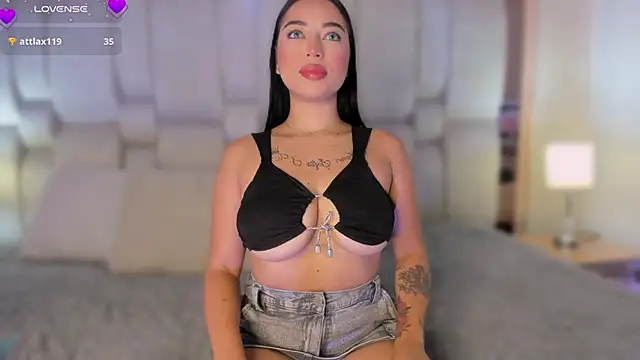 AnthonellaSweet online show from 10.28.25