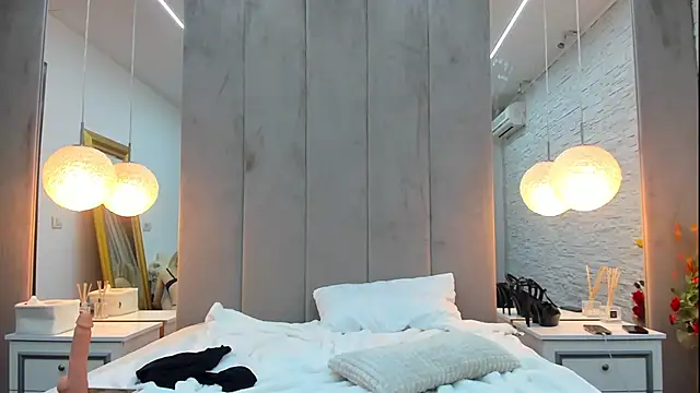 Yanna miana online show from 01.04.25