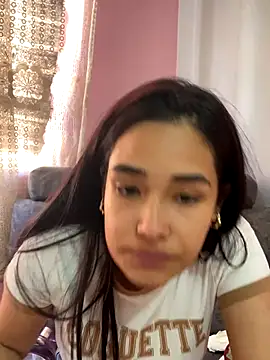 Snapshot of Alexsa_V chatting on 10.02.25 Alexsa V online show from 10.02.25