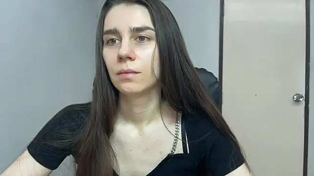 Snapshot of SassyJessi chatting on 06.19.26 SassyJessi online show from 06.19.26