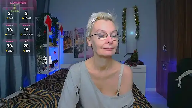 HelgaHimmell online show from 12.23.24