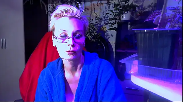 Snapshot of HelgaHimmell chatting on 07.23.26 HelgaHimmell online show from 07.23.26