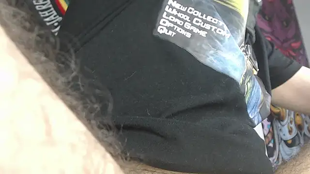 Snapshot of AndyBetti chatting on 04.10.26 AndyBetti online show from 04.10.26