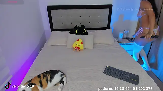 Snapshot of veronica_taylor1 chatting on 02.09.26 veronica taylor1 online show from 02.09.26