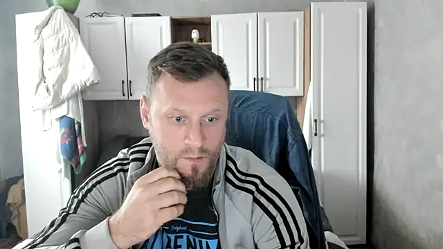 ANGELALEXYNO2024 online show from 10.22.25