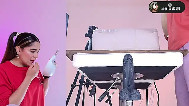 Snapshot of Angelst__ chatting on 02.09.26 Angelst online show from 02.09.26