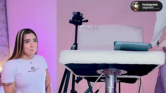 Snapshot of Angelst__ chatting on 02.16.26 Angelst online show from 02.16.26