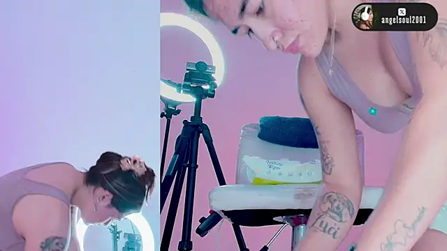 Snapshot of Angelst__ chatting on 03.26.26 Angelst online show from 03.26.26