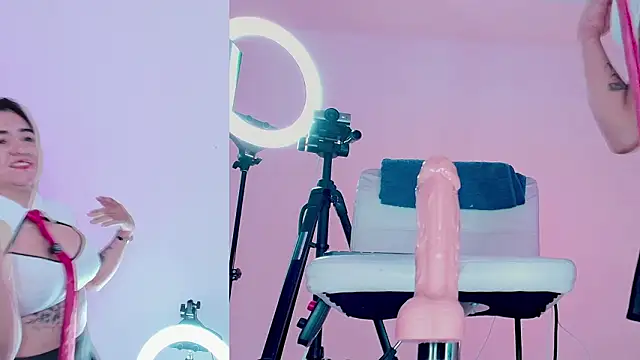 Snapshot of Angelst__ chatting on 03.27.26 Angelst online show from 03.27.26