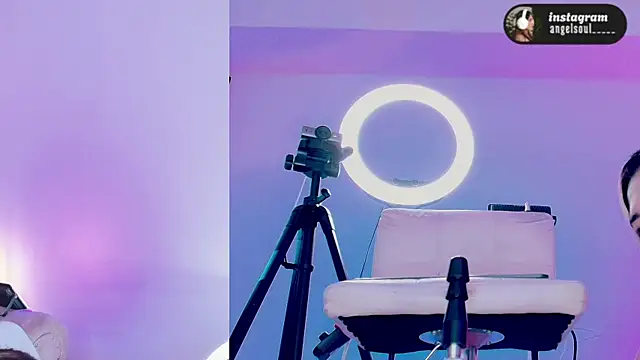 Snapshot of Angelst__ chatting on 04.01.26 Angelst online show from 04.01.26