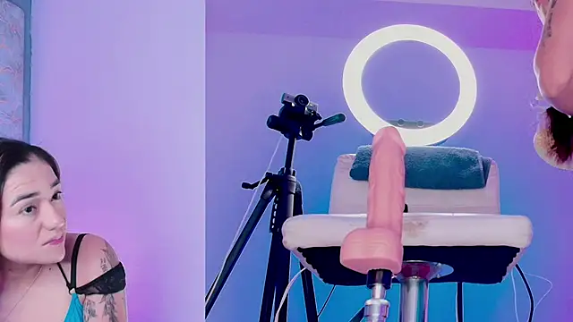 Snapshot of Angelst__ chatting on 04.10.26 Angelst online show from 04.10.26