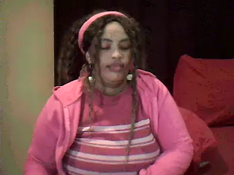 Snapshot of SexxyBoob chatting on 06.05.26 SexxyBoob online show from 06.05.26