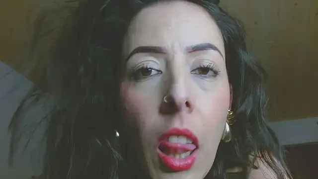 Snapshot of ella_peck chatting on 02.07.26 ella peck online show from 02.07.26