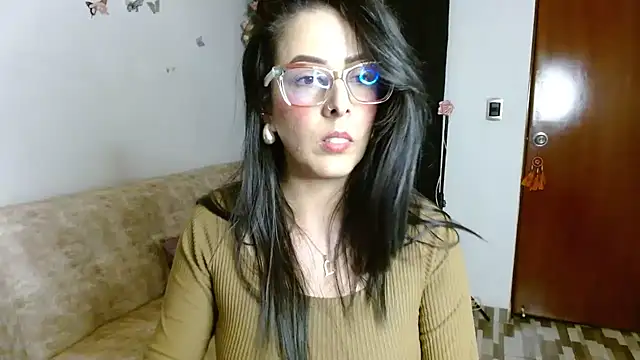 Snapshot of ella_peck chatting on 02.26.26 ella peck online show from 02.26.26