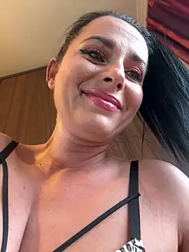 Hotmomcheckk  online show from 10.06.25