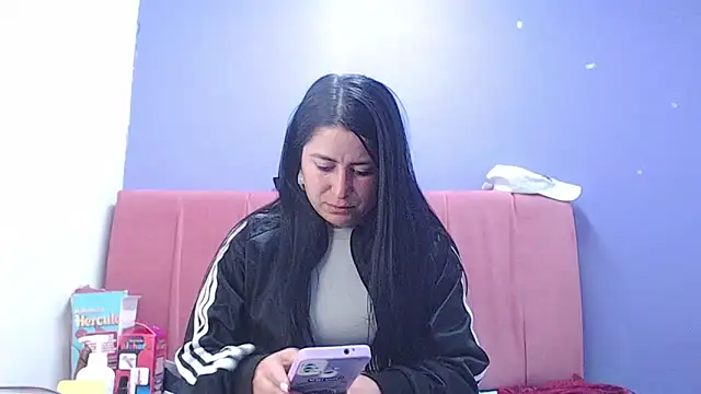 agathacorlincm101 online show from 03.11.25