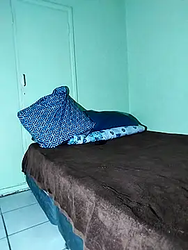 Fuckbudiez online show from 04.19.26