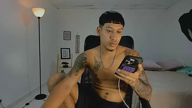 slim master12 online show from 03.02.26