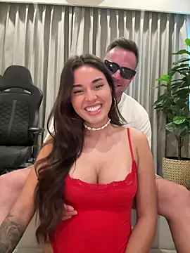 Snapshot of Lizhush_ chatting on 10.01.25 Lizhush online show from 10.01.25