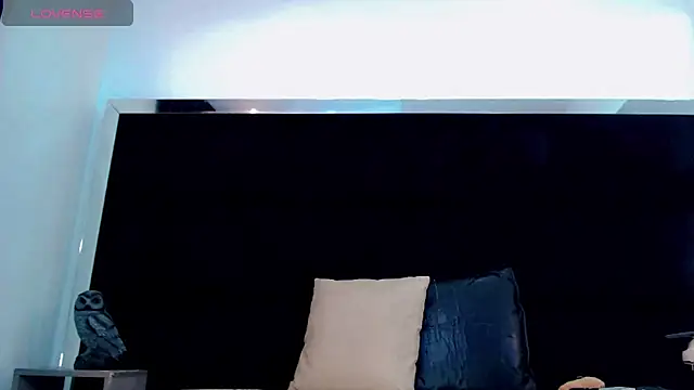 PriscilaRainbow online show from 05.18.26
