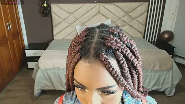 Raquel jones online show from 02.22.25