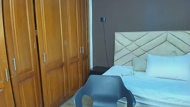 Raquel jones online show from 10.29.25