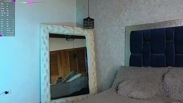 Snapshot of SaraWilliamss_ chatting on 12.15.24 SaraWilliamss online show from 12.15.24