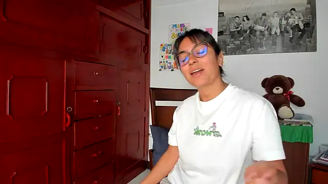 Isabellaa22 1 online show from 12.03.24