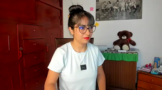 Isabellaa22 1 online show from 12.04.24